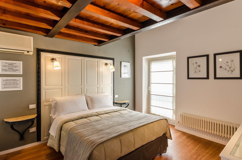 Duomo Guesthouse เปียเชนซา ห้อง รูปภาพ