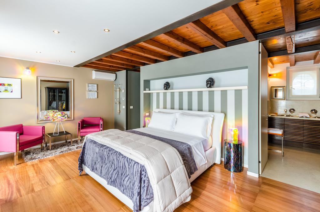Duomo Guesthouse เปียเชนซา ห้อง รูปภาพ